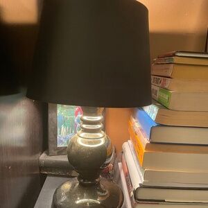 2 identical black ceramic lamp base + shades